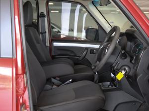 Mahindra Pik Up 2.2CRDe double cab 4x4 S6 Karoo auto - Image 13