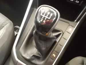 Volkswagen Polo hatch 1.0TSI Life manual - Image 22