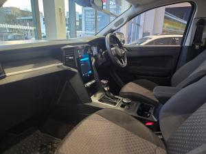 Volkswagen Amarok 2.0TDI double cab Life 4Motion auto - Image 7