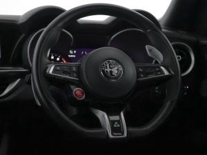 Alfa Romeo Stelvio Quadrifoglio Q4 - Image 22