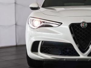 Alfa Romeo Stelvio Quadrifoglio Q4 - Image 8