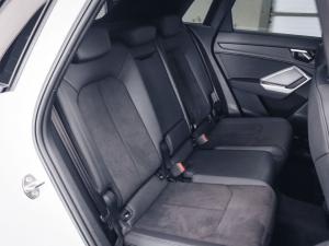 Audi Q3 35TDI Black Edition - Image 22
