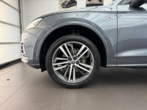 Audi Q5 40TDI quattro sport - Image 3