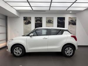 Suzuki Swift 1.2 GL auto - Image 2