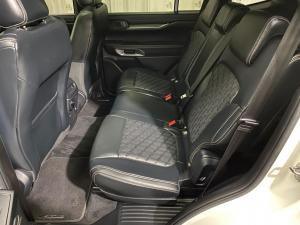 Ford Everest 3.0TD V6 4WD Platinum - Image 11