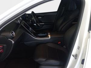 Mercedes-Benz C-Class C200 Avantgarde - Image 18