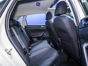 Volkswagen Polo hatch 1.0TSI Life manual - Image 6