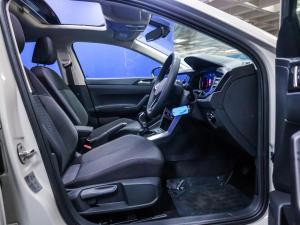 Volkswagen Polo hatch 1.0TSI Life manual - Image 7