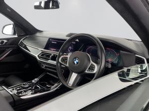 BMW X7 M50d - Image 20