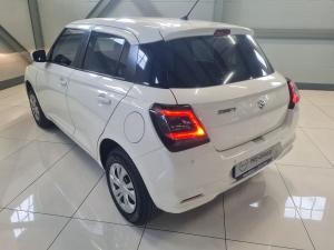 Suzuki Swift 1.2 GL - Image 10