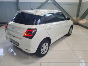 Suzuki Swift 1.2 GL - Image 9