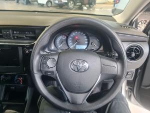 Toyota Corolla Quest 1.8 Plus manual - Image 19