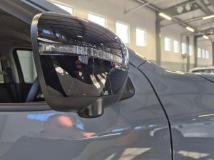 Nissan Navara 2.5DDTi double cab Pro-2X - Image 10