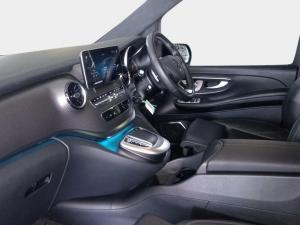 Mercedes-Benz V-Class V300d Exclusive - Image 23