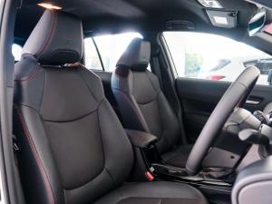 Toyota Corolla Cross 1.8 HEV GR-Sport - Image 10