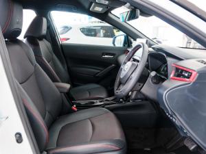 Toyota Corolla Cross 1.8 HEV GR-Sport - Image 9