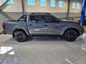 Nissan Navara 2.5DDTi double cab Stealth - Image 9