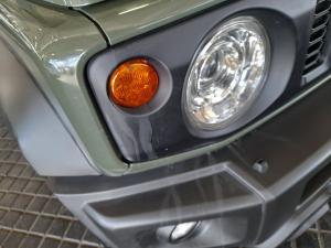 Suzuki Jimny 1.5 GLX AllGrip 3-door auto - Image 15