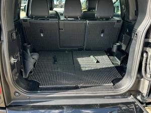 Land Rover Defender 110 D350 X-Dynamic HSE - Image 13