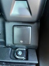 Land Rover Defender 110 D350 X-Dynamic HSE - Image 14