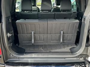 Land Rover Defender 110 D350 X-Dynamic HSE - Image 15