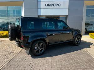 Land Rover Defender 110 D350 X-Dynamic HSE - Image 19