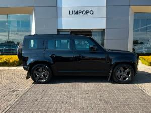 Land Rover Defender 110 D350 X-Dynamic HSE - Image 20