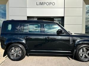Land Rover Defender 110 D350 X-Dynamic HSE - Image 3