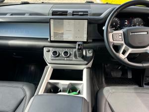 Land Rover Defender 110 D350 X-Dynamic HSE - Image 8