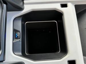 Land Rover Defender 110 D350 X-Dynamic HSE - Image 9