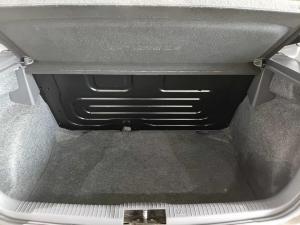 Volkswagen Polo Vivo hatch 1.4 Trendline - Image 20