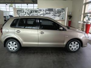 Volkswagen Polo Vivo hatch 1.4 Trendline - Image 4
