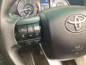 Toyota Hilux 2.4GD-6 double cab 4x4 Raider auto - Image 9
