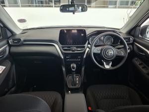 Toyota Starlet Cross 1.5 XS manual - Image 6