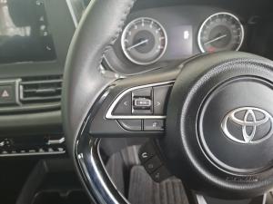 Toyota Starlet Cross 1.5 XS manual - Image 9