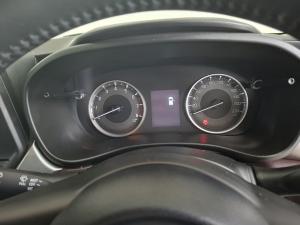 Toyota Starlet Cross 1.5 XS manual - Image 11