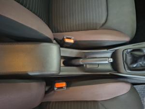 Toyota Starlet Cross 1.5 XS manual - Image 12