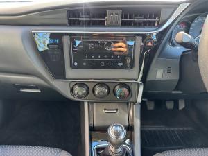 Toyota Corolla Quest 1.8 Plus manual - Image 13