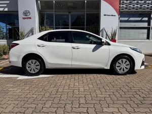 Toyota Corolla Quest 1.8 Plus manual - Image 3