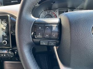 Toyota Hilux 2.8GD-6 48V double cab Raider - Image 9