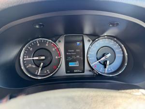Toyota Hilux 2.8GD-6 48V double cab Raider - Image 11