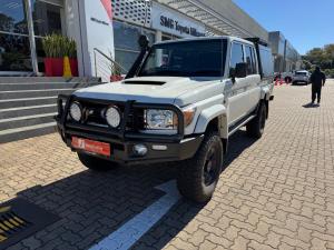 Toyota Land Cruiser 79 4.5D-4D V8 double cab LX - Image 17