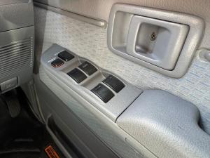 Toyota Land Cruiser 79 4.5D-4D V8 double cab LX - Image 21