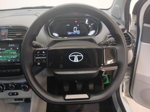 Tata Tiago 1.2 XT manual - Image 8