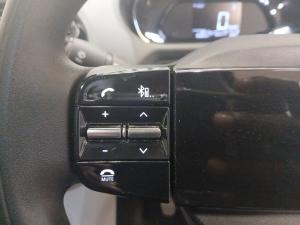 Tata Tiago 1.2 XT manual - Image 9