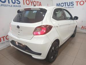 Tata Tiago 1.2 XT manual - Image 2