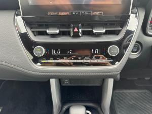 Toyota Corolla Cross 1.8 XS - Image 15