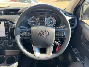 Toyota Hilux 2.4GD-6 single cab 4x4 Raider auto - Image 8