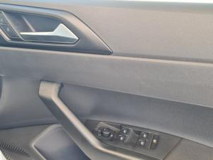 Volkswagen Polo 1.0 TSI - Image 13
