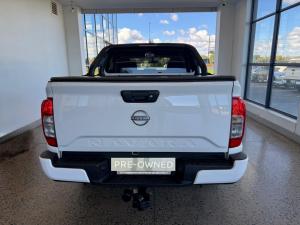 Nissan Navara 2.5DDTI SE Plus automatic D/C - Image 5